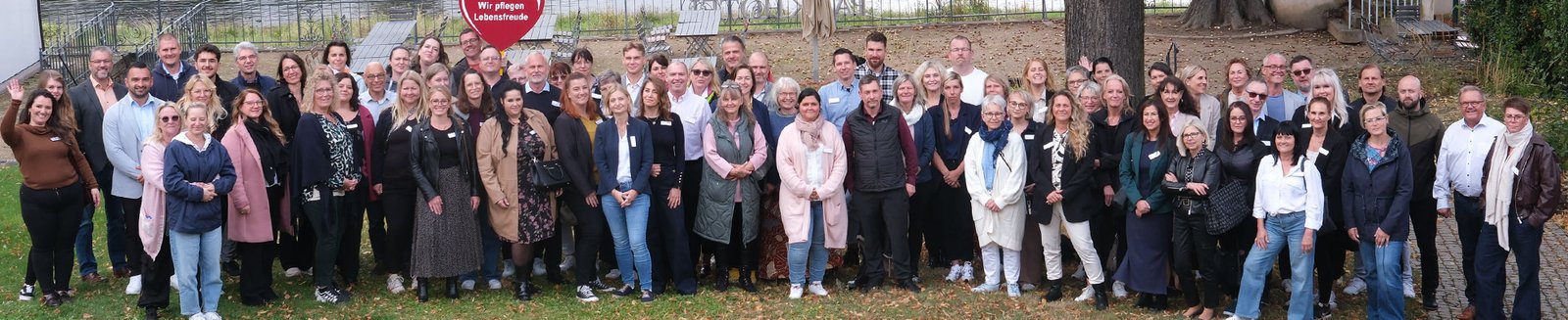 Mitarbeiter*innen der ProCurand bei einer Veranstaltung der ProCurand Campus gGmbH