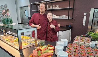 Küchenteam der Residenz Am Hallorenring bereitete einen Pfingstlunch zu