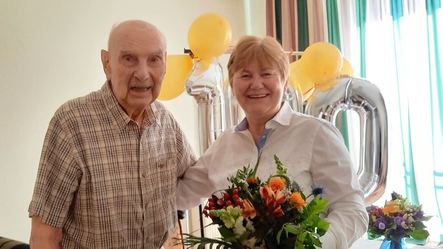 100-Jähriger Geburtstag in der ProCurand Seniorenresidenz Am Straussee in Strausberg