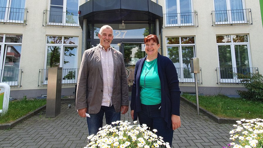 Politik trifft Pflege in der ProCurand Seniorenresidenz Am Görnsee in Halle