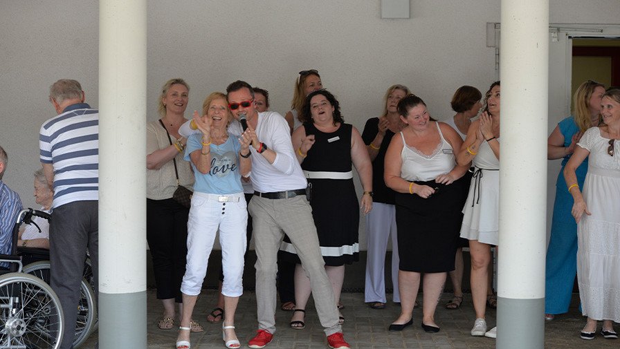 Foto vom Standort ProCurand Lam zum 25-jährigen Jubiläum.