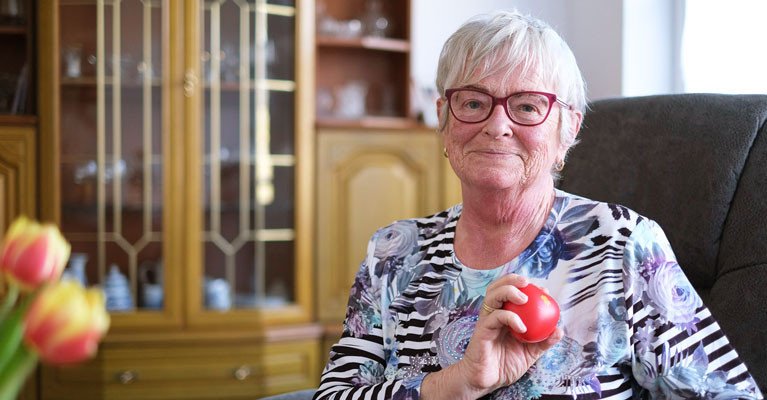 Bewohnerin im Service-Wohnen  der ProCurand Seniorenresidenz Senftenberg