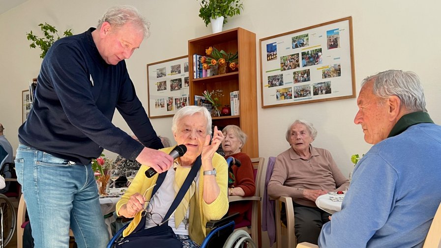 Maifest in der ProCurand Seniorenresidenz Park Sansoucci